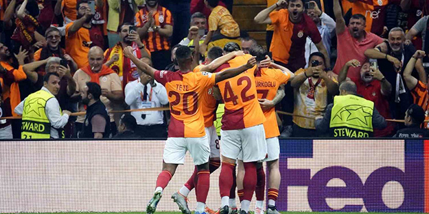 Galatasaray'dan Bayern Münih'e ilk yarı futbol dersi!