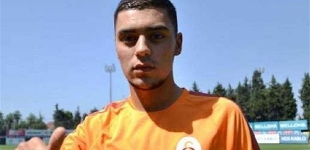 Galatasaray'dan Beşiktaş'a 20'lik transfer!