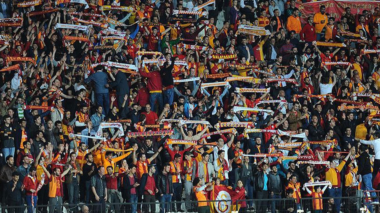 Galatasaray’dan dolandırıcılık açıklaması! Taraftarları kandıran çete çökertildi