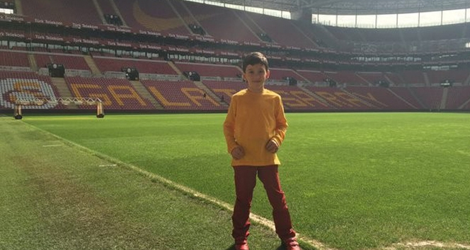 Galatasaray’dan minik Yusuf’a destek