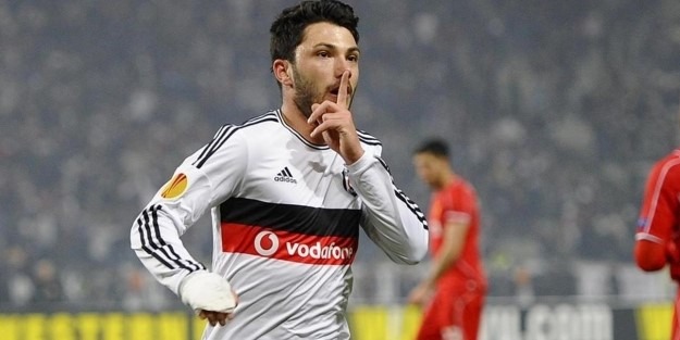 Galatasaray'dan Tolgay Arslan bombası!