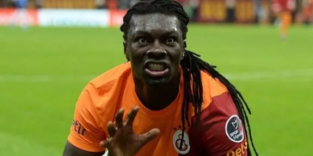 Galatasaray'ın 37'lik golcüsüne sürpriz teklif!