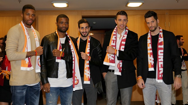 Galatasaray'ın bileklikleri 11 milyon TL gelir getirdi