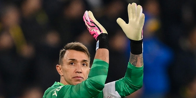 Galatasaray’ın efsane ismi için flaş iddia! Ben iki tane de yumurtladım zaten…