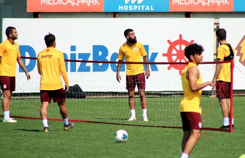 Galatasaray’ın kamp kadrosu belli oldu 