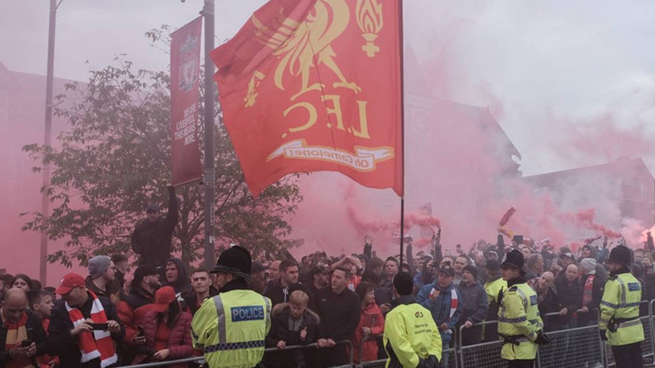 Galatasaray'ın maçı öncesi kriz: Kararı duyan taraftarlar şaşkına döndü Çıkan tartışma, çağrı yaptılar!