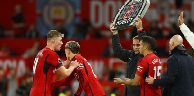 Galatasaray'ın rakibi Manchester United'den şoke eden çıkış! Bunu duyunca kulaklarınıza inanamayacaksınız...