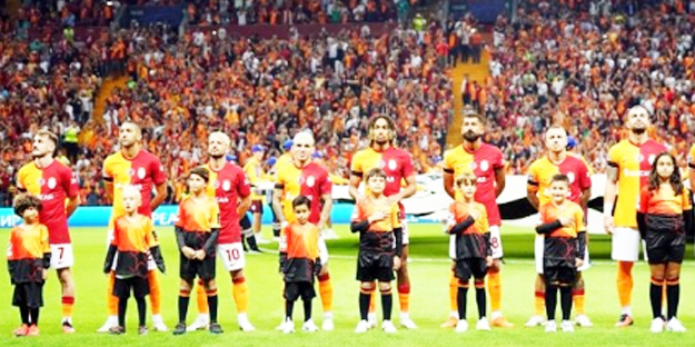 Galatasaray'ın yeni çöp transferi ortaya çıktı artık: Hiç süre vermedi neredeyse: Oyuncuya en büyük kapak...