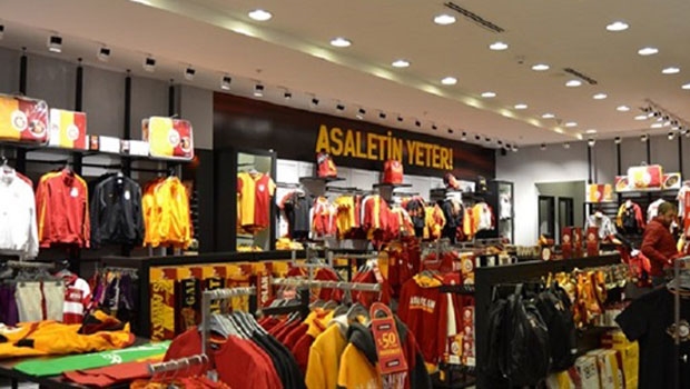 Galatasaray'ın yeni sezon forması sosyal medyaya sızdı