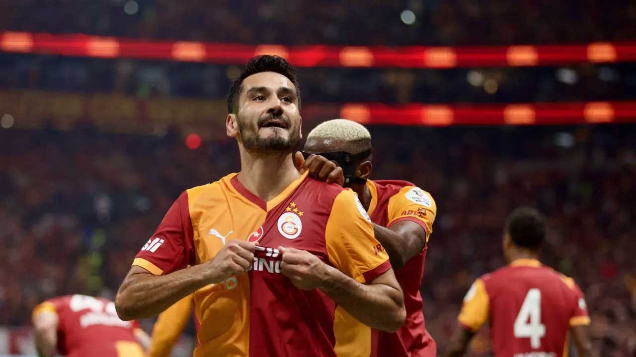 Galatasaray'ın yıldızı 1 puandan mutlu!