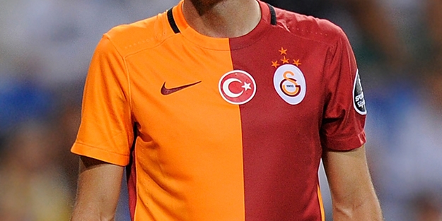 Galatasaraylı futbolcudan patlama sonrası büyük gaf