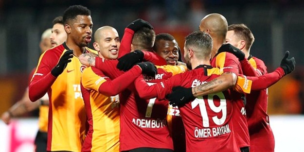 Galatasaraylı futbolcunun babaannesi koronavirüsten öldü