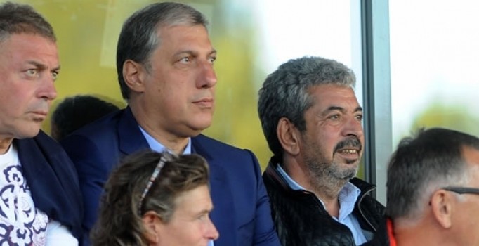 Galatasaraylı Nazifoğlu'ndan Beşiktaş'a kareografi göndermesi