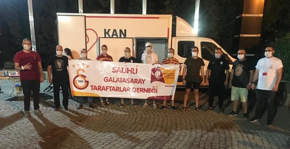 Galatasaraylı taraftarlardan kan desteği 