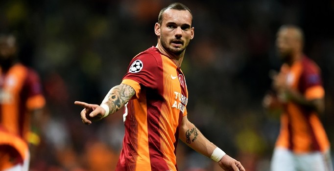 Galatasaraylı Wesley Sneijder kariyerini ABD'de sürdürmek istiyor