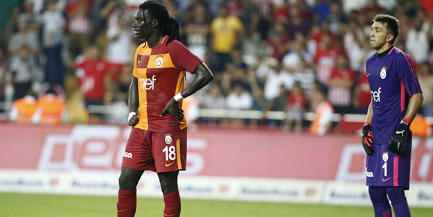 Galatasaraylı yıldız oyuncu: Kovulana kadar gitmem!