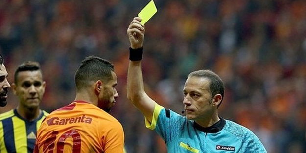 Galatasaraylı yıldızlardan Cüneyt Çakır'a tepki