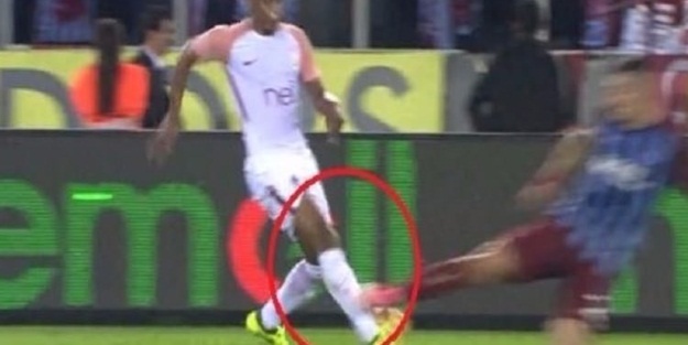 Galatasaraylıları çıldırtan pozisyon