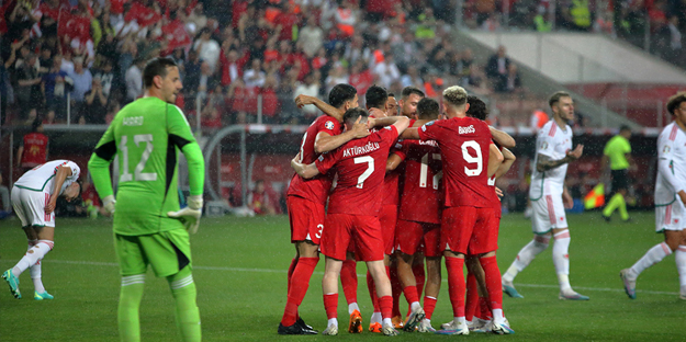 Galler'i devirdik! İşte Milli takım bu: Liderlik koltuğuna yerleştik...