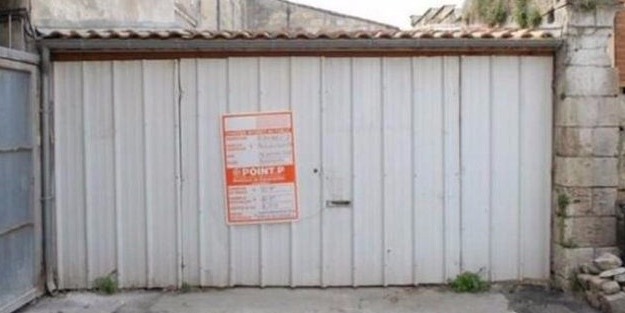 Garajı eve dönüştürdü!