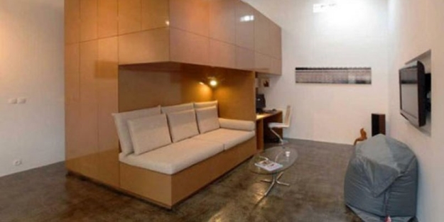 Garajı lüx bir eve dönüştürdü