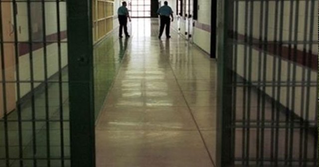 Gardiyanlara suikast emrini vermişler!