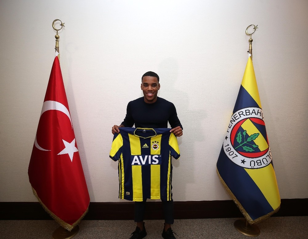 Garry Rodrigues’den 175 aileye gıda yardımı 