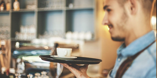 Garsonlar şoka girdi: 310 bin TL'lik bahşiş!