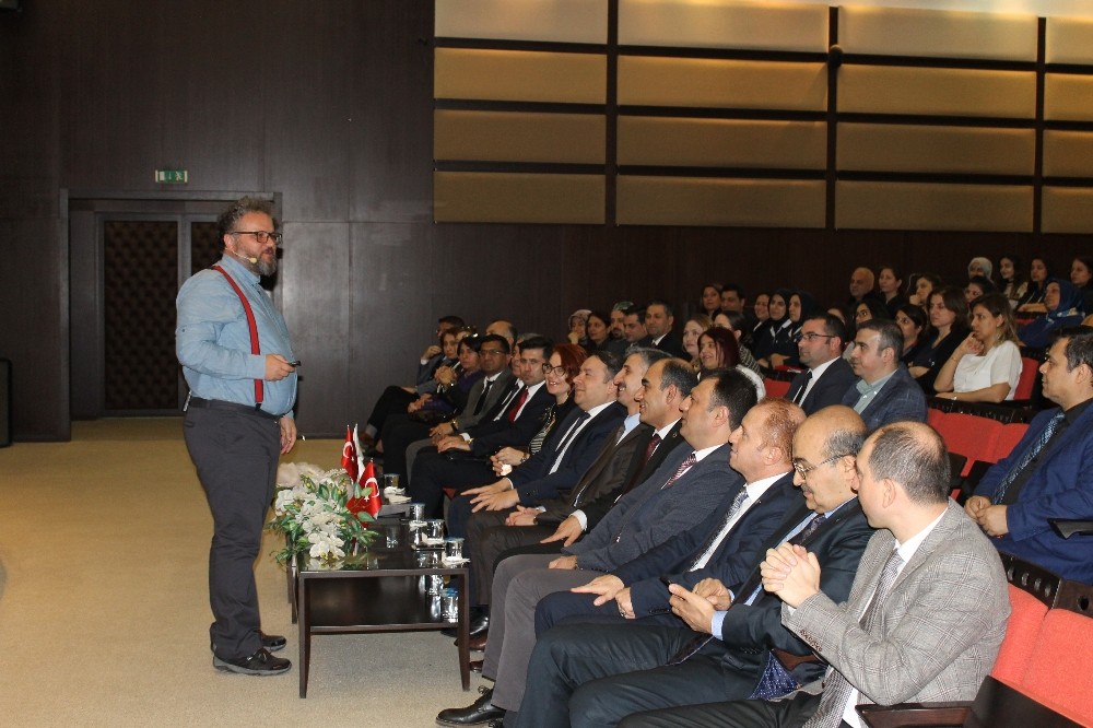 GAÜN Hastanesi’nde iletişim eğitimi düzenlendi 