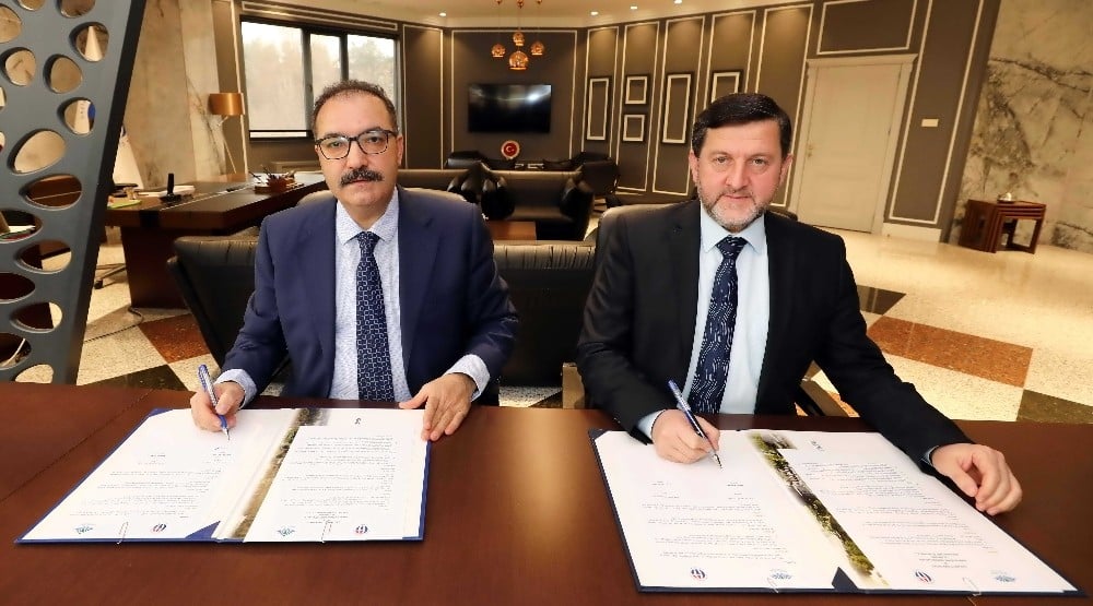 GAÜN ile Eğitime Sınırsız Eğitim Derneği arasında destek protokolü 