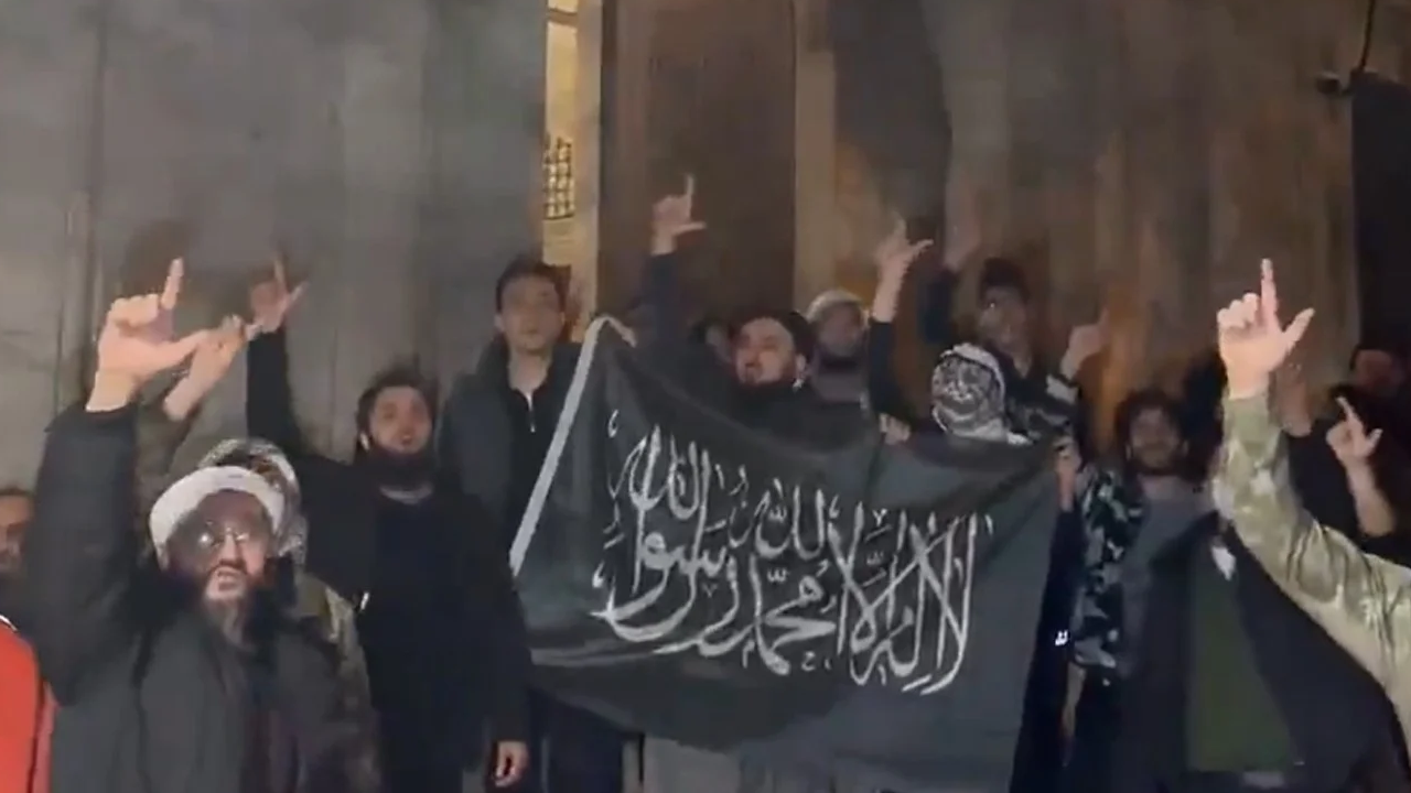 'Gayemiz, Müslümanların kutsallarına saygısızlık yapılmasına izin vermemektir!'