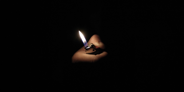 Gaz kaçağını çakmakla kontrol etti: 2 ölü