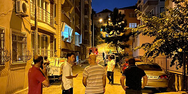 Gaz kokusu alarma geçirdi! Patlama ihtimaline karşı mahalleli sokağa döküldü