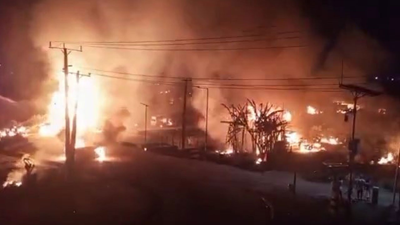 Gaz tankeri felaketi! Patlama can aldı, otoyol alevlere teslim oldu