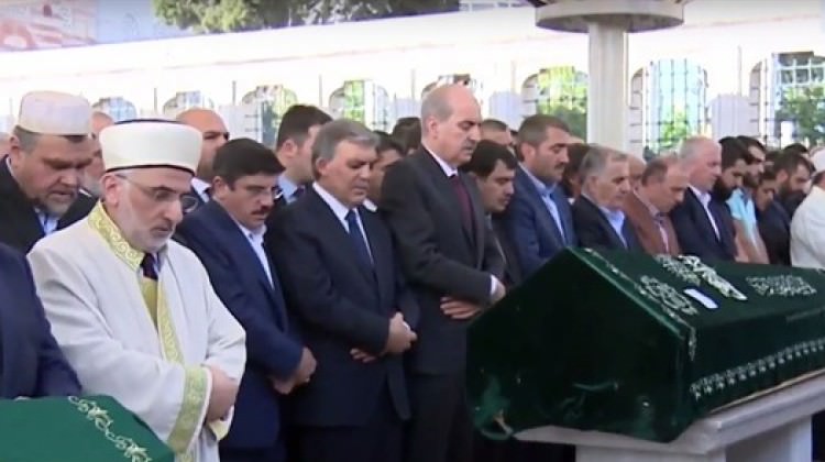 Gazeteci Akif Emre ebediyete uğurlandı
