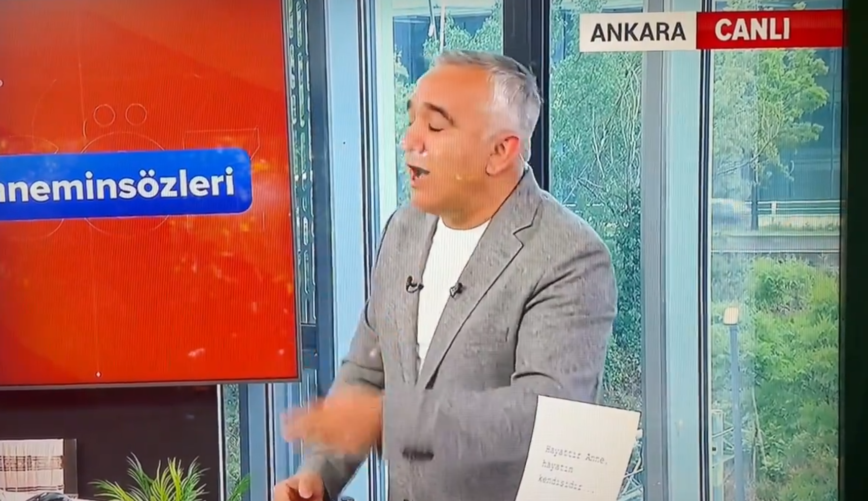 “Gazeteci değil” dedikleri muhabirin haberini çaldılar
