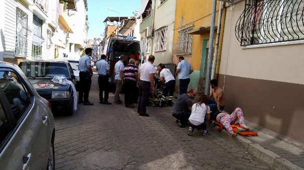 Gazeteci önce kadını, sonra kendini vurdu
