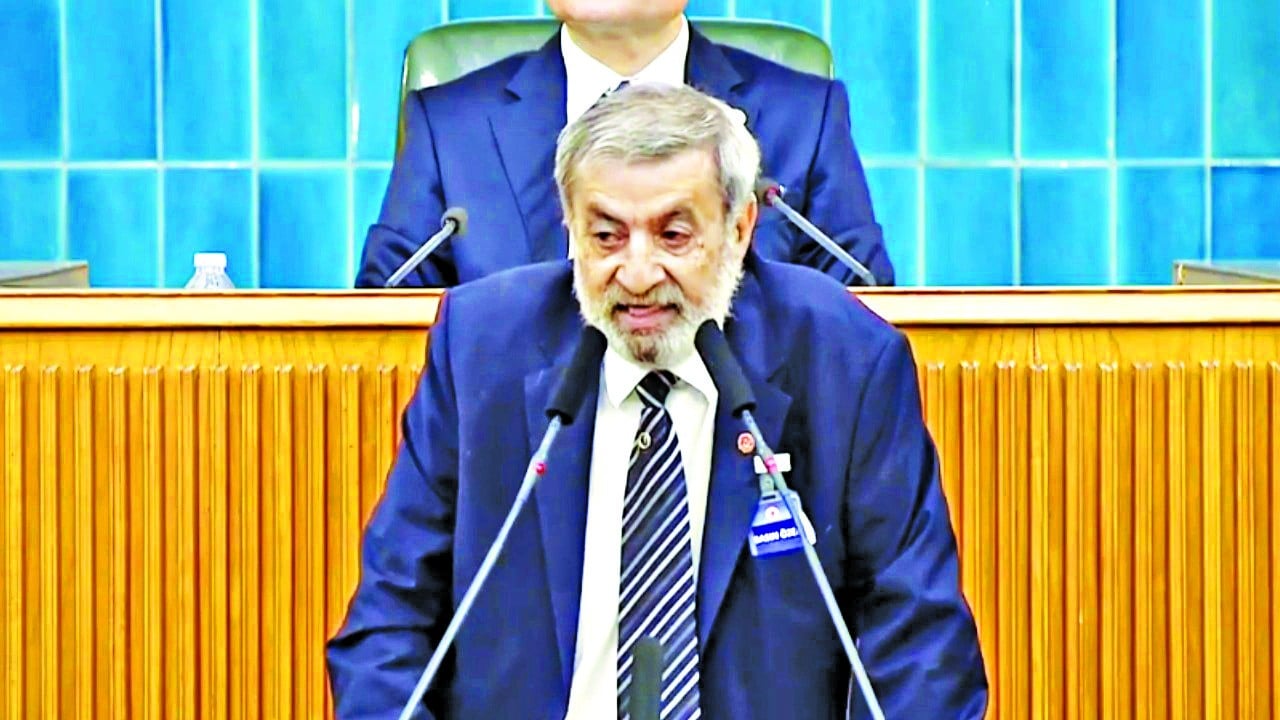 Gazeteciler cefada Naylon Nazmi sefada