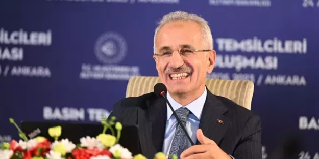 Gazetecilere YHT’lerde indirimli basın tarifesi…