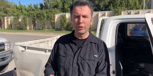 Gazetecilik ayaklar altında! Mehmet Akif Ersoy, kaldığı otelden bildiriyor...