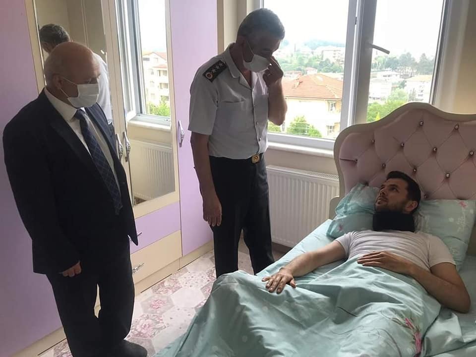 Gazi Gönül’e geçmiş olsun ziyareti 