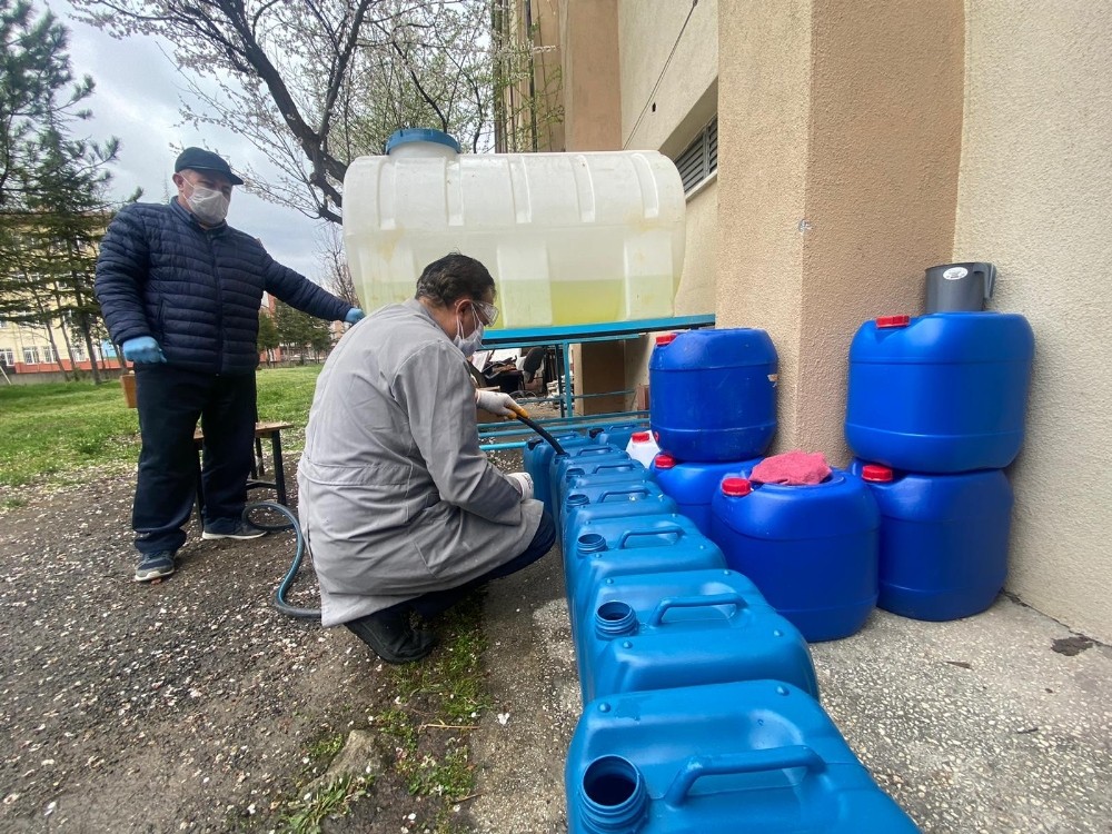 Gazi Meslek Lisesinden Korona virüs mücadelesi 
