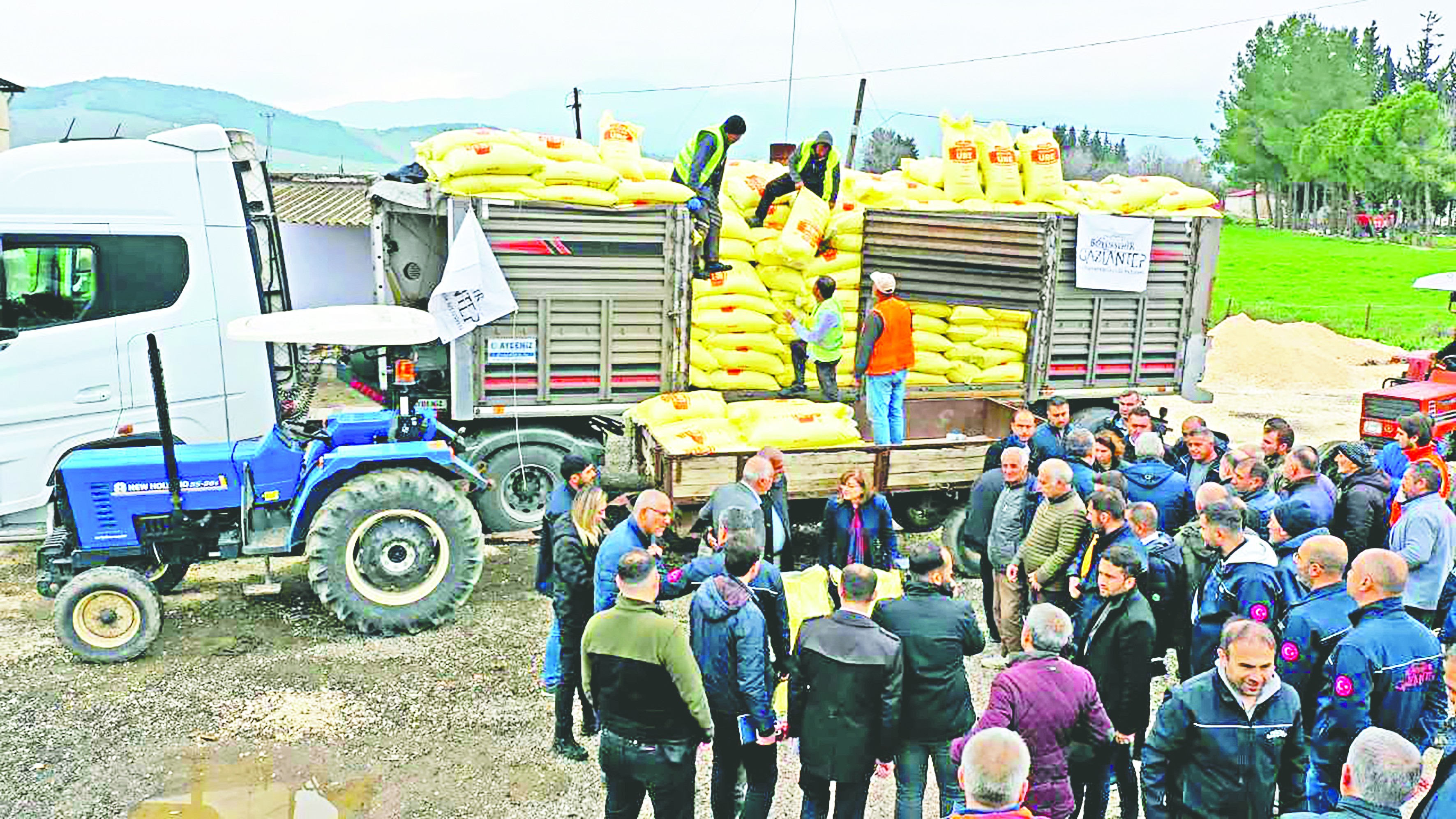 Gaziantep Büyükşehir Belediyesi’nden üreticilere gübre desteği