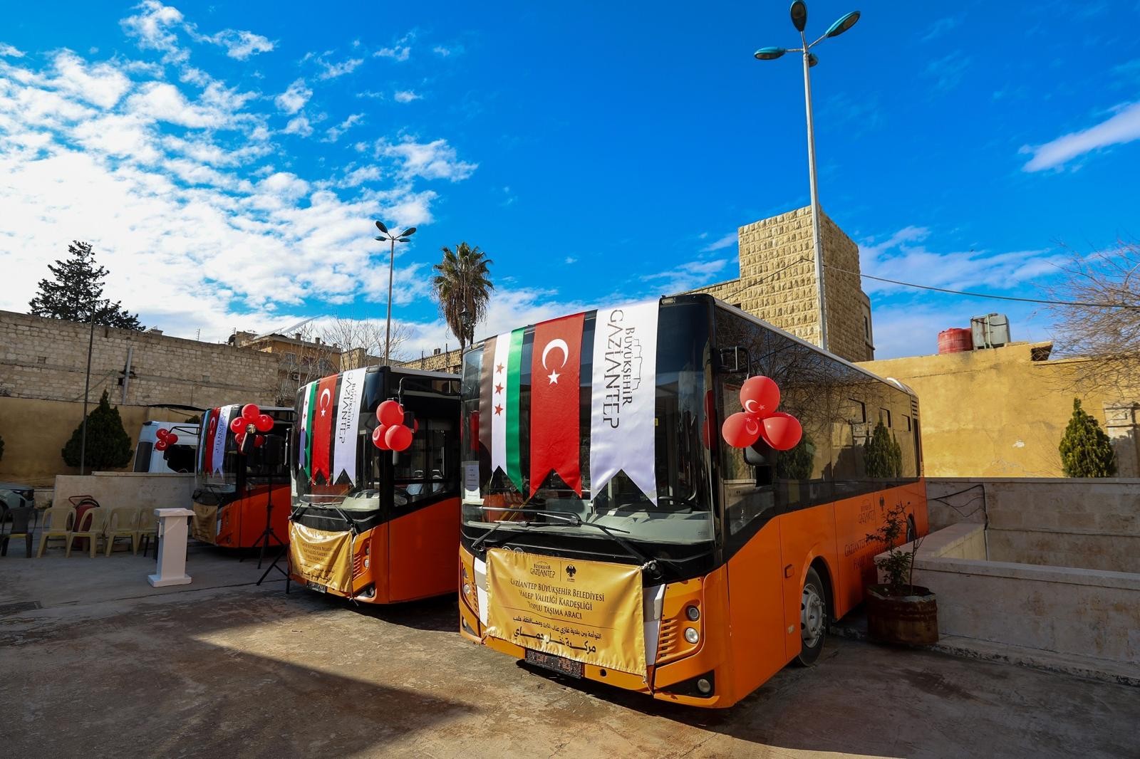 Gaziantep Büyükşehir'den Halep'e yeşil alan ve ulaşım desteği