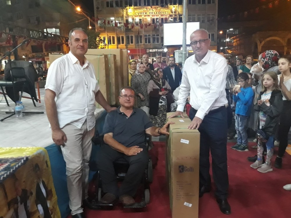 Gaziantep Engelli Federasyonundan tekerlekli sandalye 