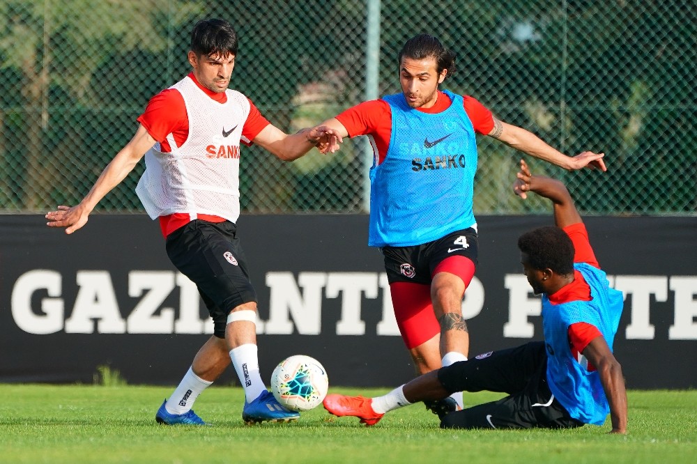 Gaziantep FK hazırlıklarını sürdürüyor 
