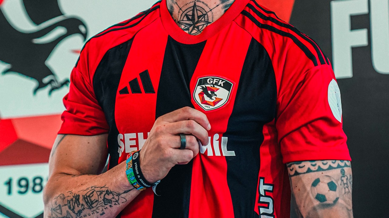 Gaziantep FK, İspanyol futbolcuyla 2 yıllık anlaşmaya vardı!