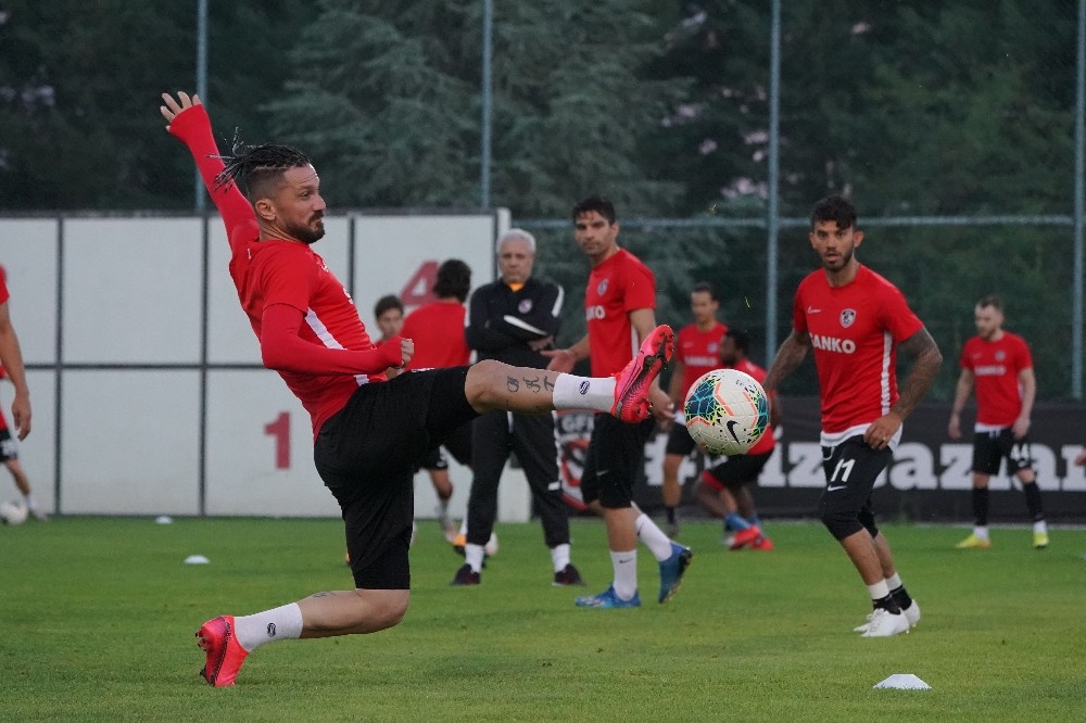 Gaziantep FK sıkı çalışıyor 