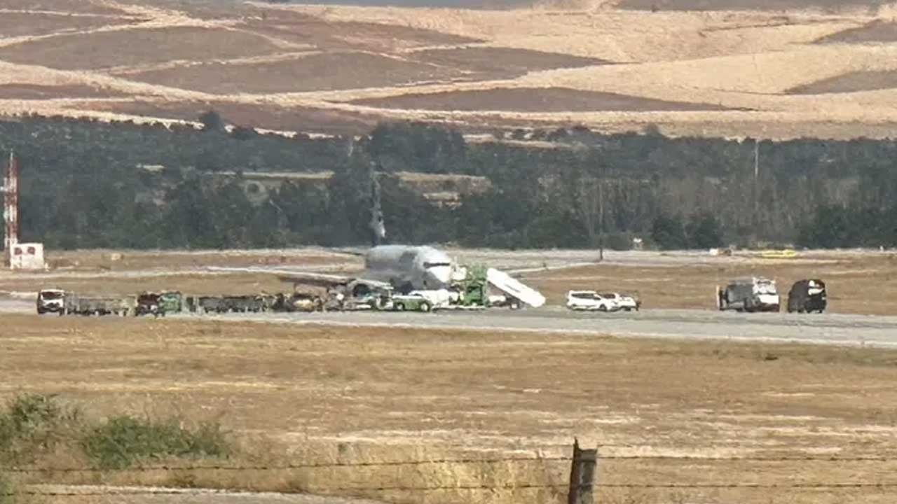 Gaziantep Havalimanı'nda korku dolu anlar! Yolcu uçağı iniş yaparken olmaması gereken şey oldu