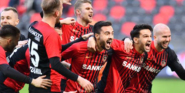 Gaziantep, Karagümrük'ü 3 golle geçti